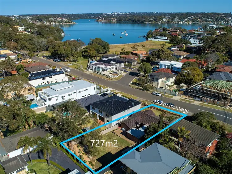 146 Kyle Parade, Kyle Bay NSW 2221