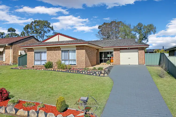 8 Lilley Street, St Clair NSW 2759