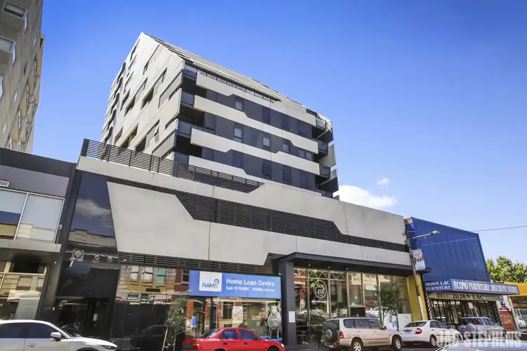 10.06/240 Barkly Street, Footscray VIC 3011
