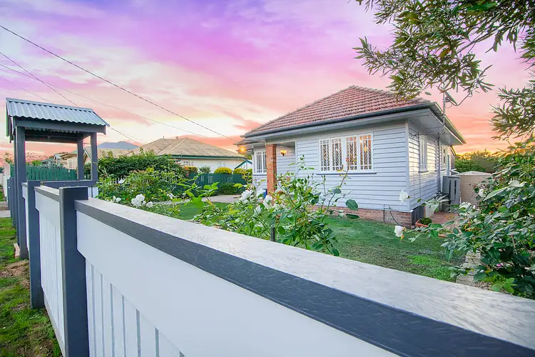 19 Brilliant Street, Newtown QLD 4305
