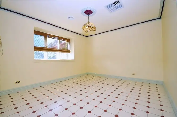 Fifth view of Homely house listing, 2 Orton Place, Roxburgh Park VIC 3064