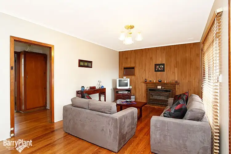 Second view of Homely house listing, 5 Almond Drive, Doveton VIC 3177