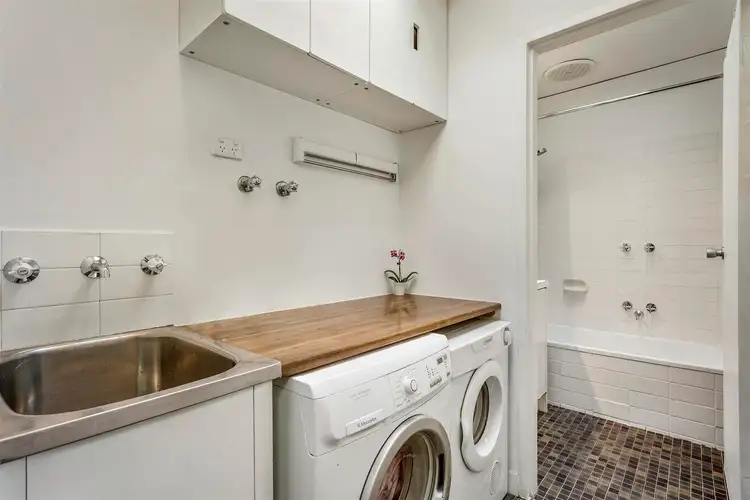Sixth view of Homely apartment listing, 2/28 Tivoli Place, South Yarra VIC 3141