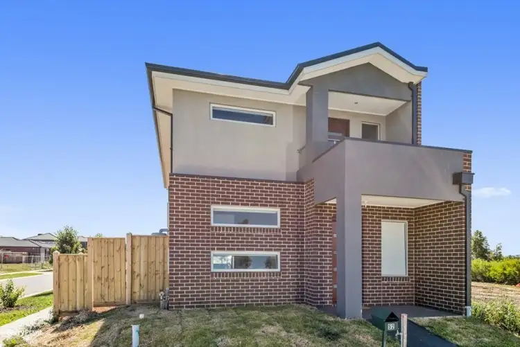 52 Sunnybank Drive, Point Cook VIC 3030