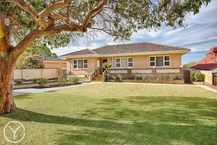 15 Charsley Street, Willagee WA 6156