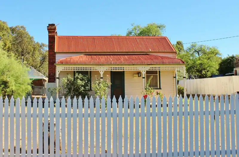 Main view of Homely house listing, 8 Dunstan Street, Eaglehawk VIC 3556