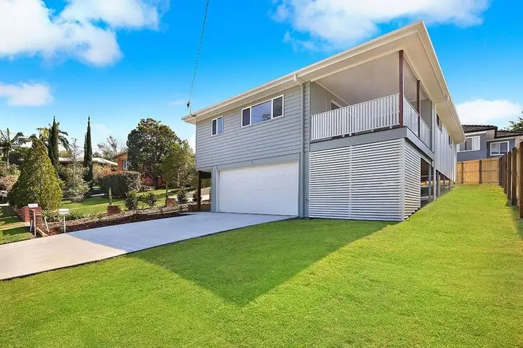 33 Oxleigh Crescent, Nambour QLD 4560