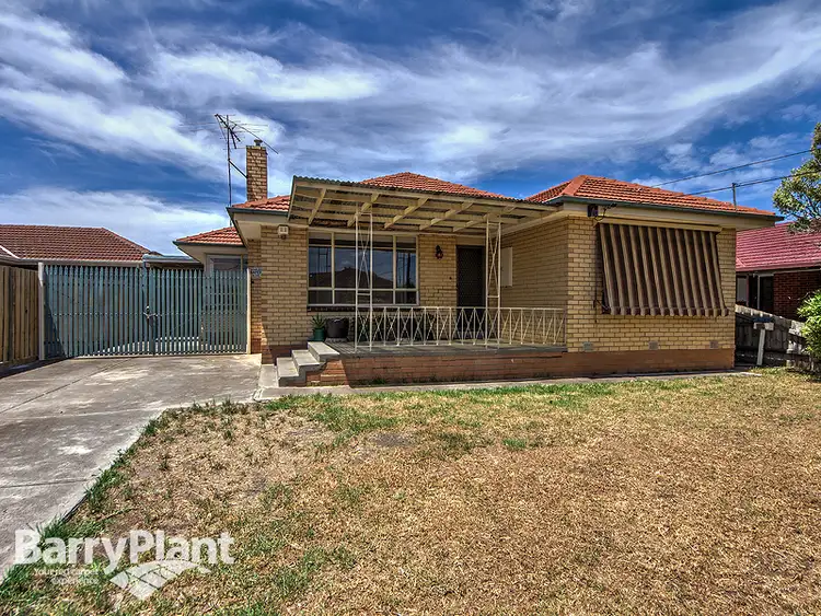 42 Lois Street, St Albans VIC 3021