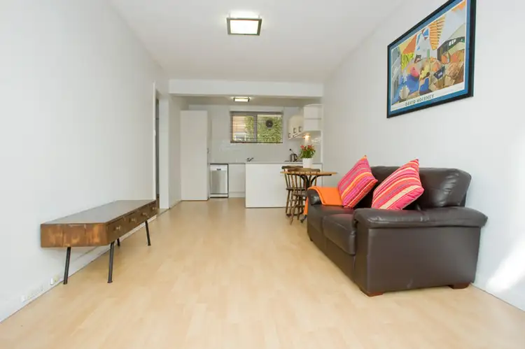 Fourth view of Homely apartment listing, 2/46 Alexandra Street, St Kilda East VIC 3183