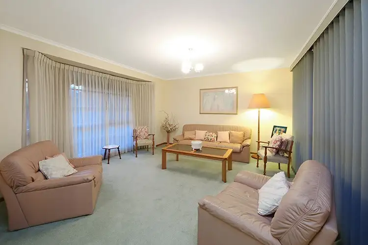 Second view of Homely house listing, 10 Mitta Close, Rowville VIC 3178