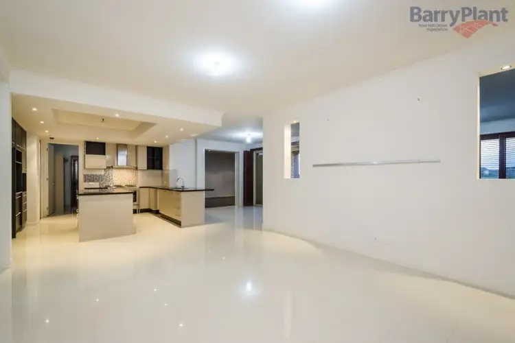 Seventh view of Homely house listing, 27 Watersedge Cove, Sanctuary Lakes VIC 3030
