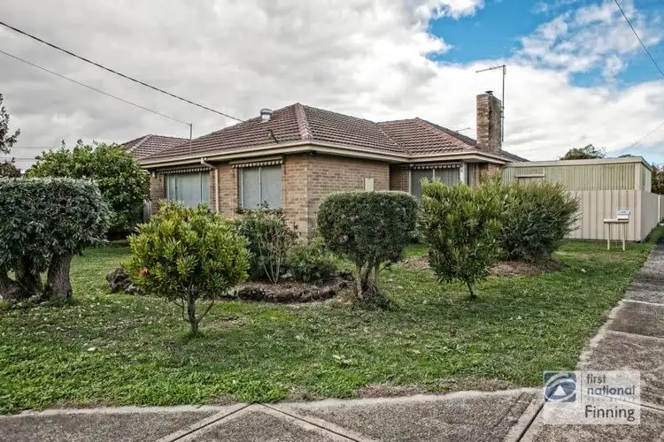 28 Lurline Street, Cranbourne VIC 3977