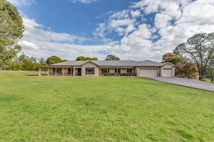 100 Florence Street, Greta NSW 2334