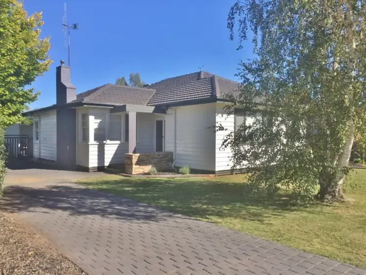 Main view of Homely house listing, 10 Lancaster Street, Kyabram VIC 3620