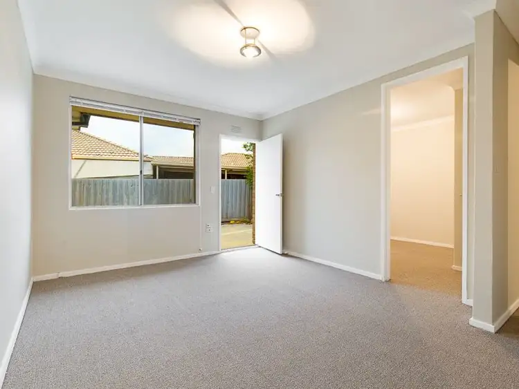 Second view of Homely unit listing, 2/20 Strathmore Crescent, Hoppers Crossing VIC 3029