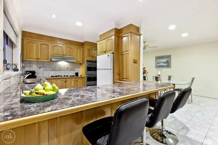 Sixth view of Homely house listing, 2 Dunraven Court, Watsonia North VIC 3087