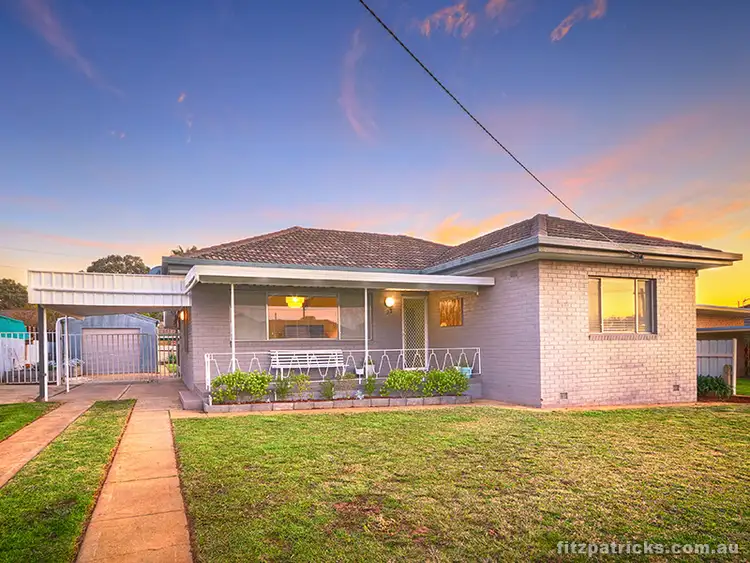 22 Walteela Avenue, Mount Austin NSW 2650