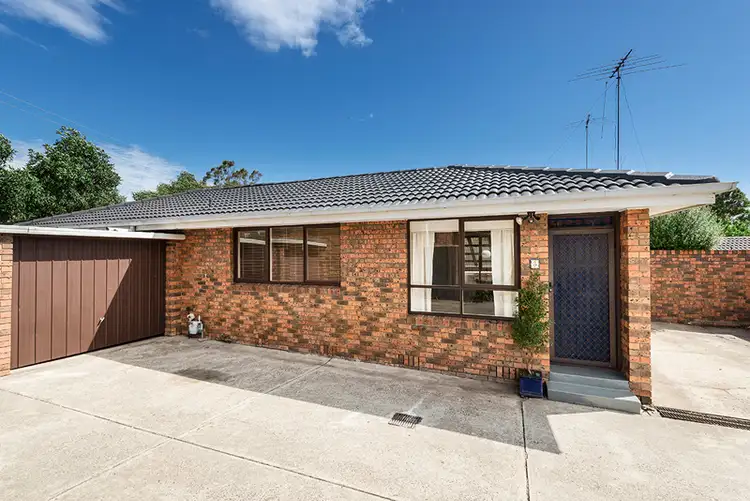 Main view of Homely unit listing, 3/77 Wetherby Road, Doncaster VIC 3108