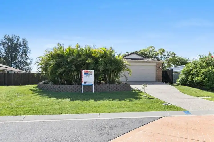 10 Angela Place, Yamanto QLD 4305