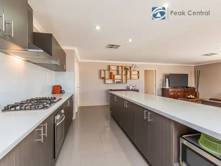 Seventh view of Homely house listing, 10 Brutia Place, Aubin Grove WA 6164