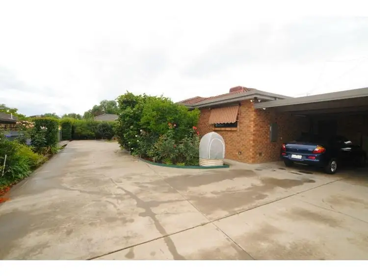 Main view of Homely apartment listing, Unit 2/28 Clark Street, Wangaratta VIC 3677