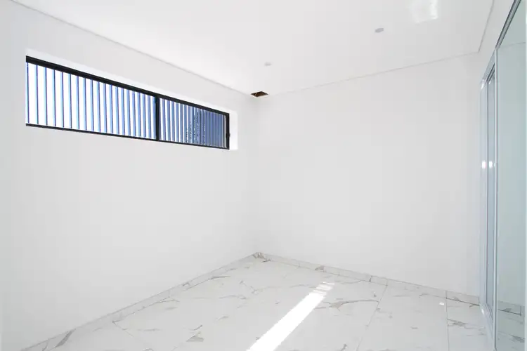 Fourth view of Homely unit listing, 5/4 Mayberry Crescent, Liverpool NSW 2170