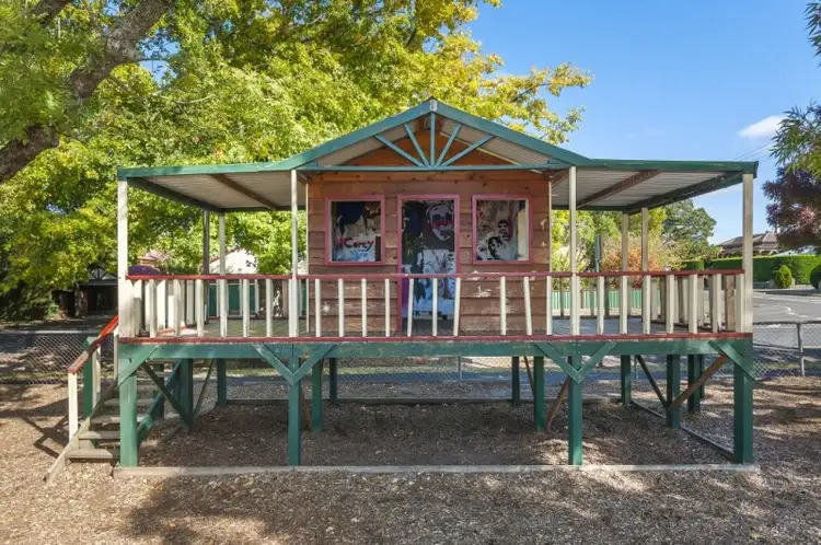 7-15 Baynton Street, Kyneton VIC 3444