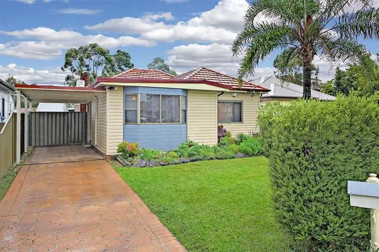60 Park Road, East Hills NSW 2213