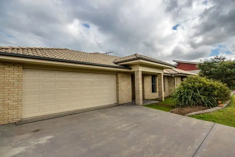 33 Pumphouse Crescent, Rutherford NSW 2320