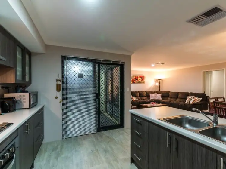Sixth view of Homely house listing, 8 Catani Way, Hilbert WA 6112