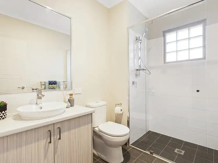Sixth view of Homely apartment listing, 9/338 Belgravia Street, Cloverdale WA 6105