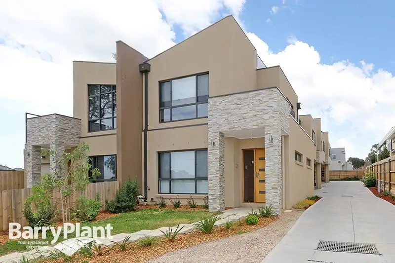 Main view of Homely townhouse listing, 2/7 Stamford Crescent, Rowville VIC 3178