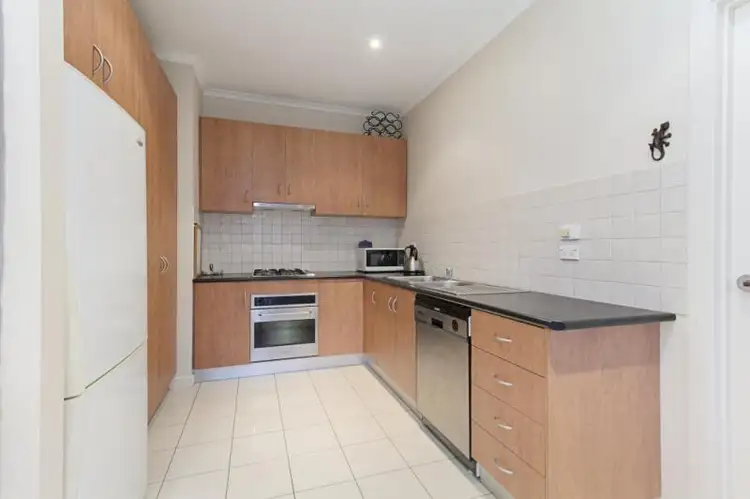Sixth view of Homely unit listing, 2/18-20 Bloomfield Avenue, Maribyrnong VIC 3032