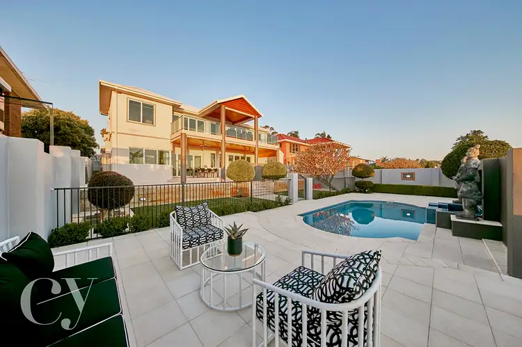 13 Success Crescent, Salter Point WA 6152