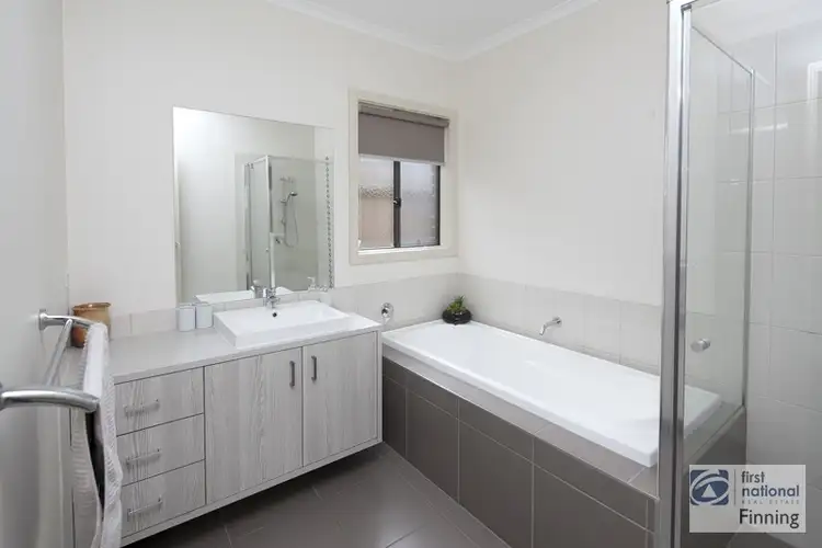 Fifth view of Homely house listing, 50 Heather Grove, Cranbourne East VIC 3977