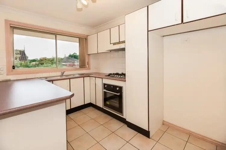 Fourth view of Homely villa listing, 17/6 Binalong Road, Pendle Hill NSW 2145