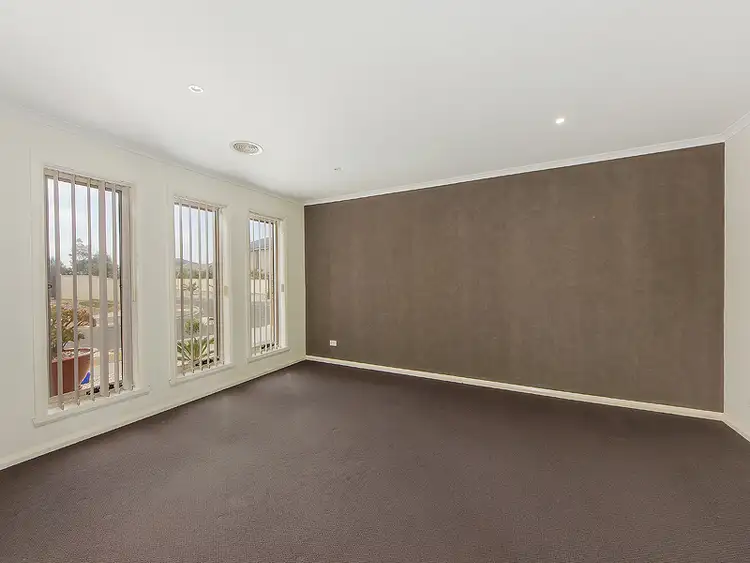 Second view of Homely house listing, 8 Faddie Street, Cairnlea VIC 3023