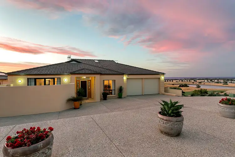 28 Huntingdale Drive, Normanville SA 5204