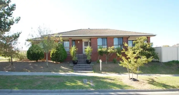 Second view of Homely house listing, 2 Nourell Court, Meadow Heights VIC 3048