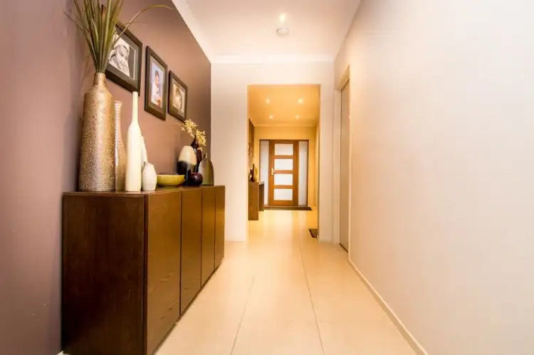 Seventh view of Homely house listing, 2 Mosaic Drive, Lalor VIC 3075