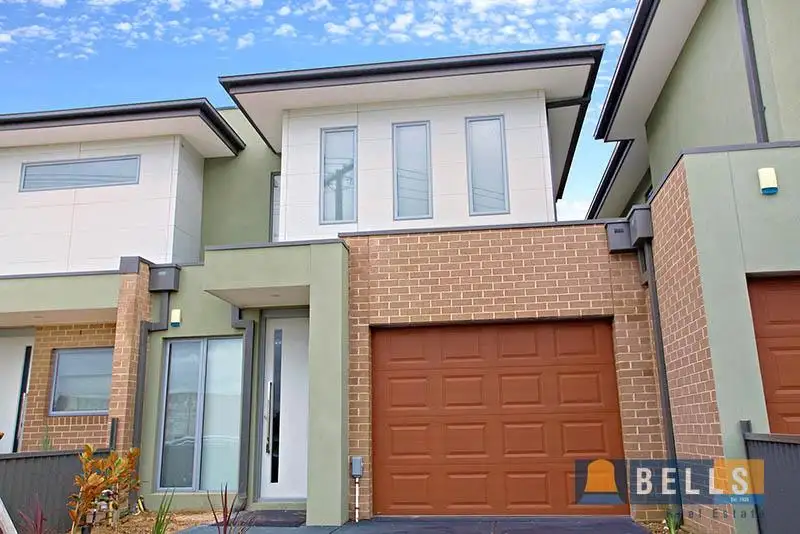 Main view of Homely townhouse listing, 2/3 Mansfield Drive, Sunshine North VIC 3020