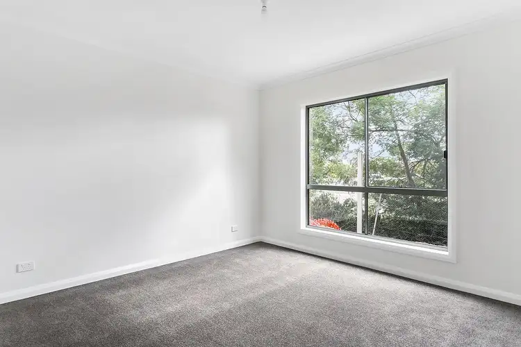 Fourth view of Homely house listing, 2/18 Market Garden Circuit, Epsom VIC 3551