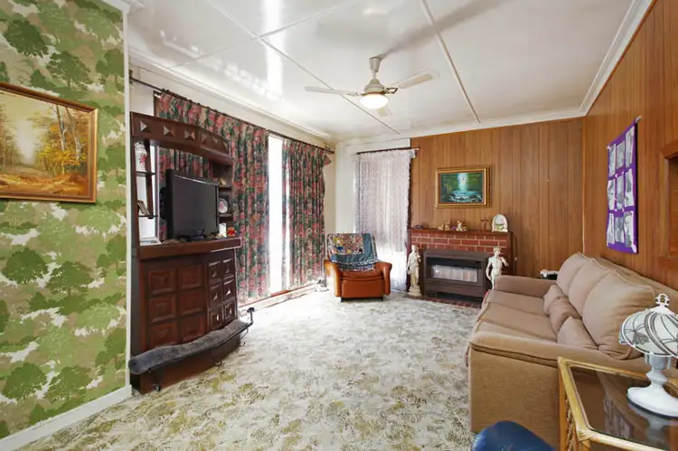 Second view of Homely house listing, 4 Bradford Court, Braybrook VIC 3019