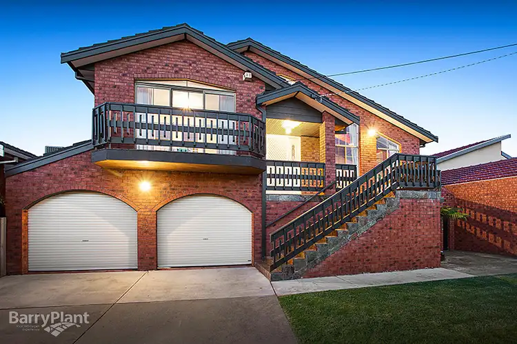 Main view of Homely house listing, 27 Hutchins Circuit, Bundoora VIC 3083