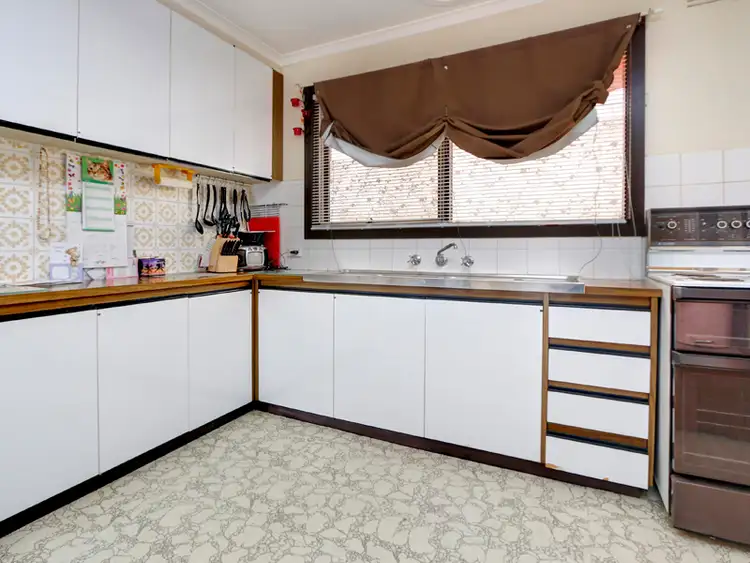 Second view of Homely unit listing, 6/2 Parer Street, Frankston VIC 3199