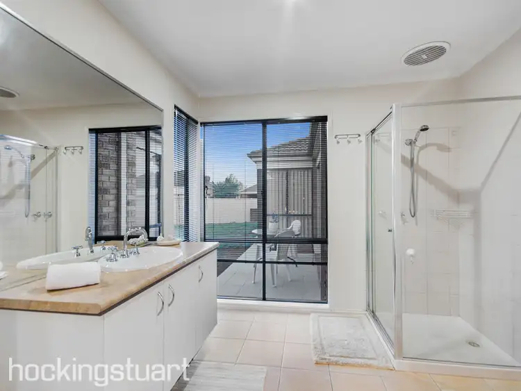 Fifth view of Homely house listing, 14 Erindale Place, Craigieburn VIC 3064