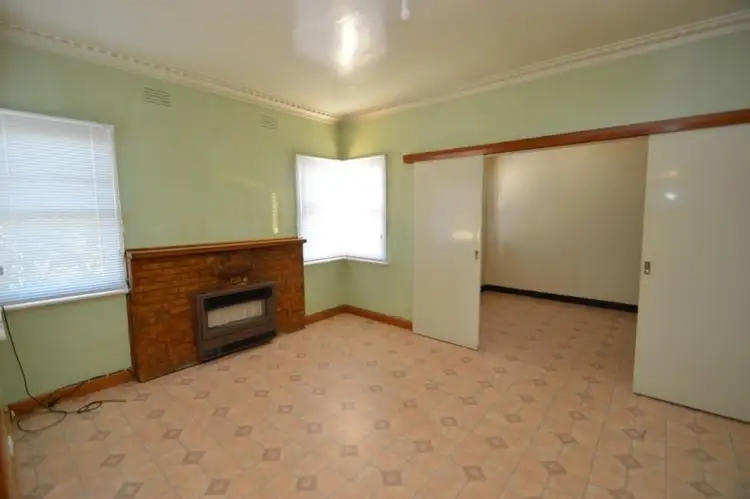 Second view of Homely house listing, 6 Esmond Street, Wangaratta VIC 3677