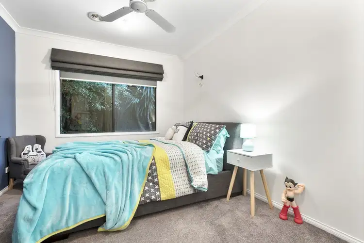 Fifth view of Homely house listing, 7 Kelbourne Grove, Sunbury VIC 3429