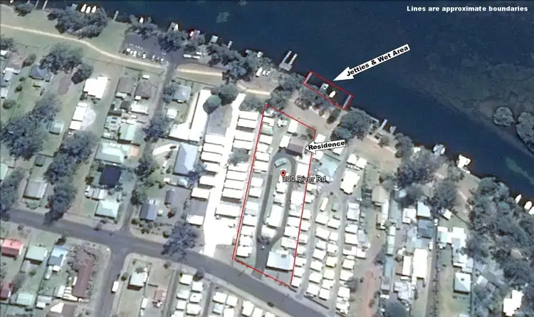 200 River Rd, Sussex Inlet NSW 2540