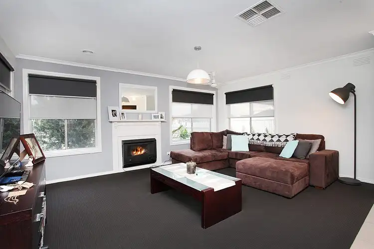 Sixth view of Homely house listing, 3 Katrina Drive, Gladstone Park VIC 3043